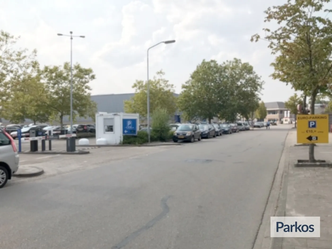 Euro-Parking - Parken Flughafen Eindhoven - picture 1