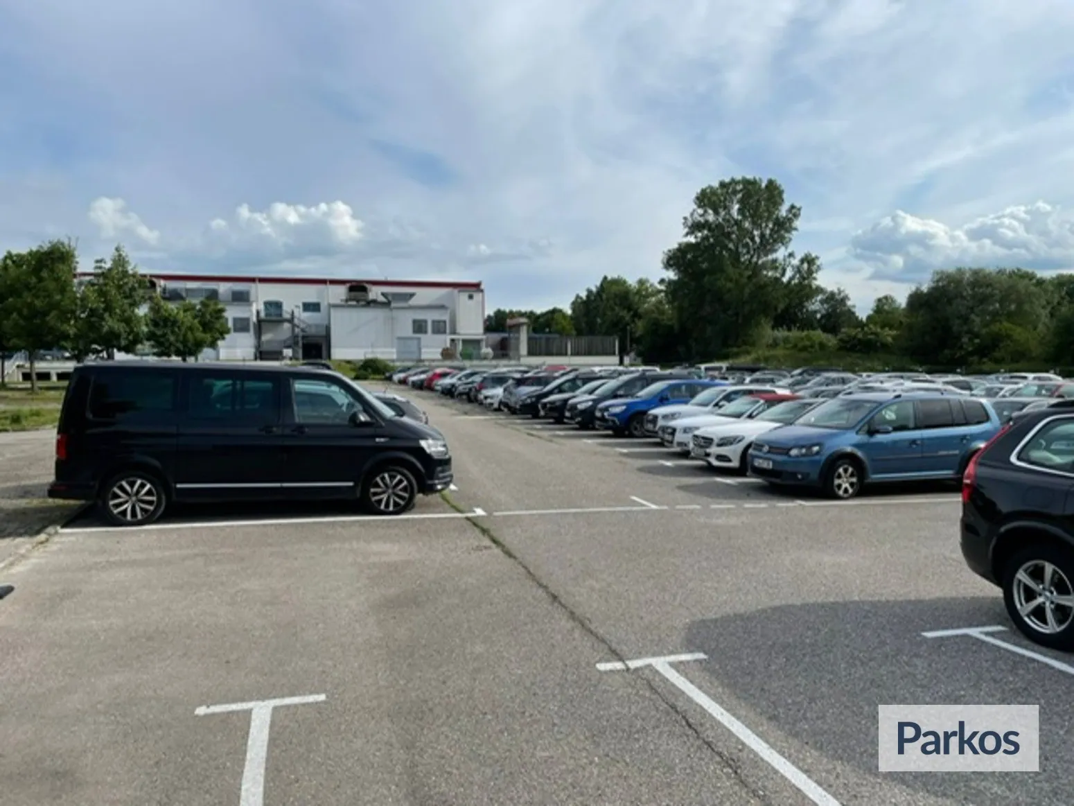 Munich Airport Parking Terminal 2: Park & Walk