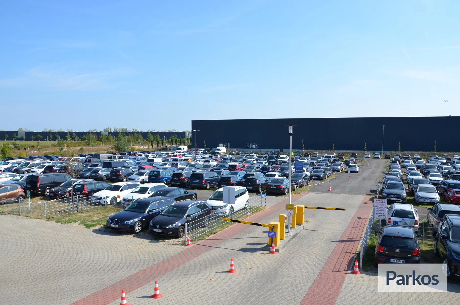 Flughafen Berlin Brandenburg: Parken Terminal 2